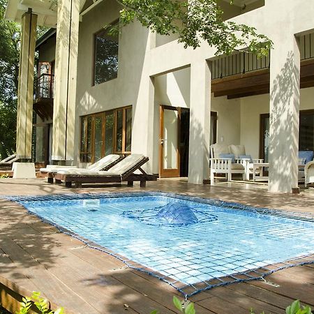 Villa Rostrata-On-Lake هازيفيو المظهر الخارجي الصورة