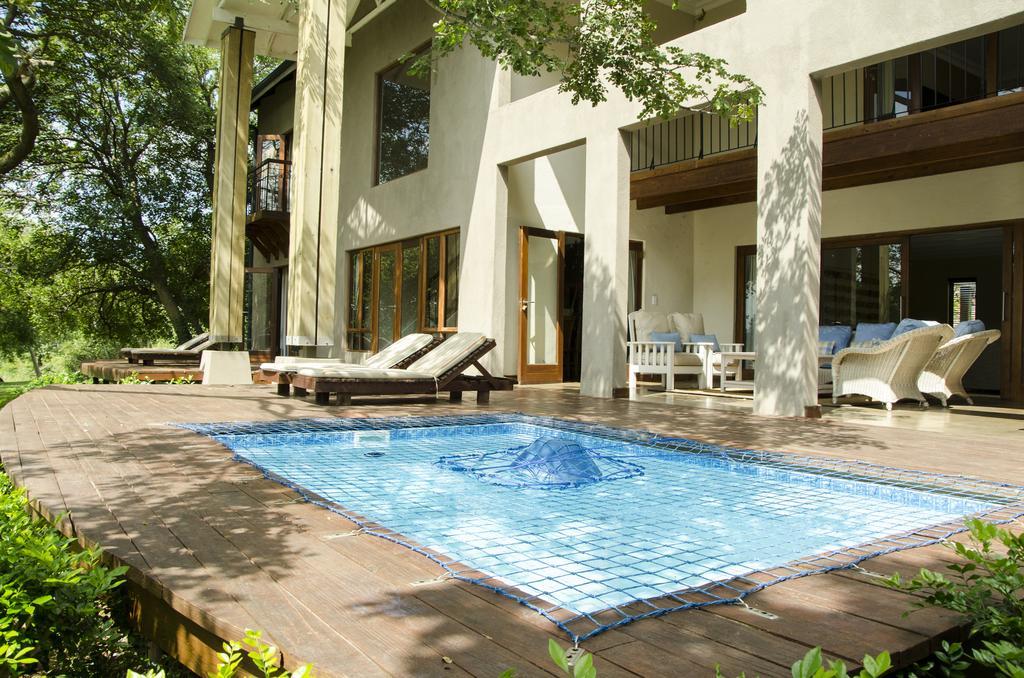 Villa Rostrata-On-Lake هازيفيو المظهر الخارجي الصورة