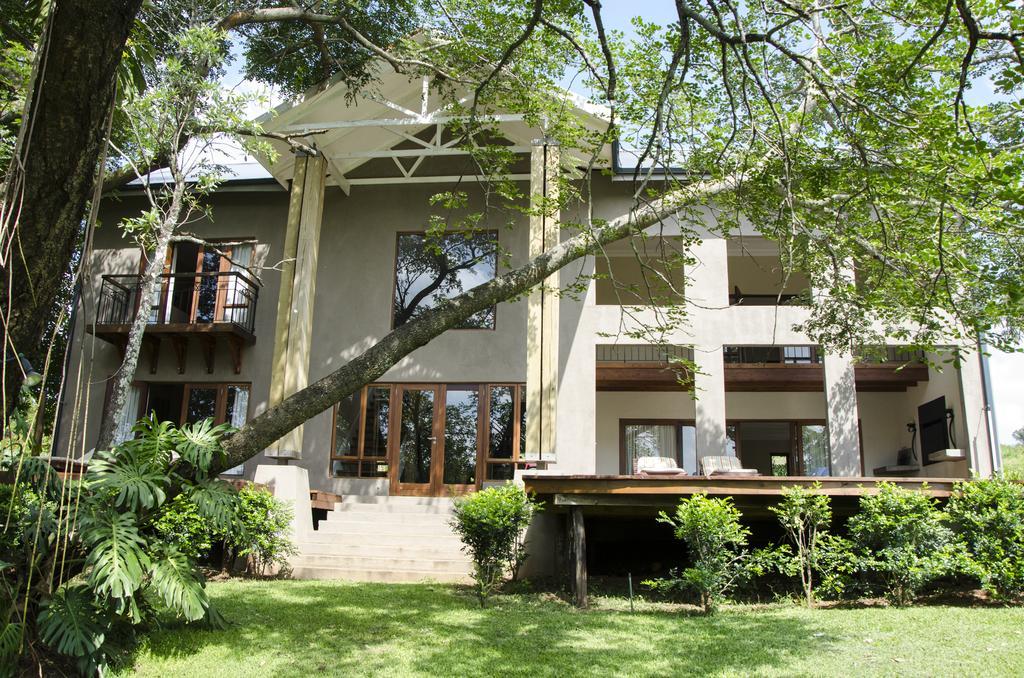 Villa Rostrata-On-Lake هازيفيو المظهر الخارجي الصورة